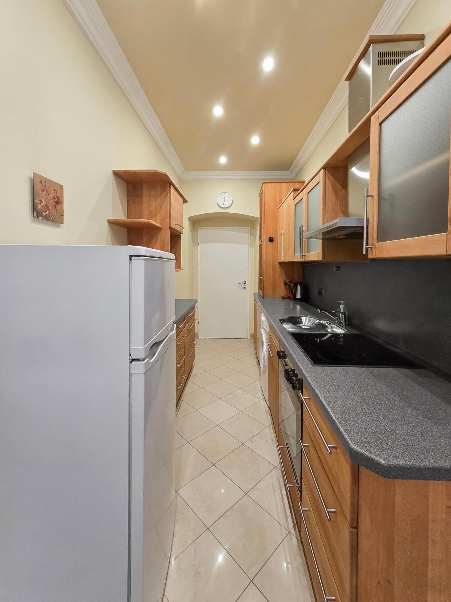 King-Size Comfort In Three Bedrooms Wina Bagian luar foto